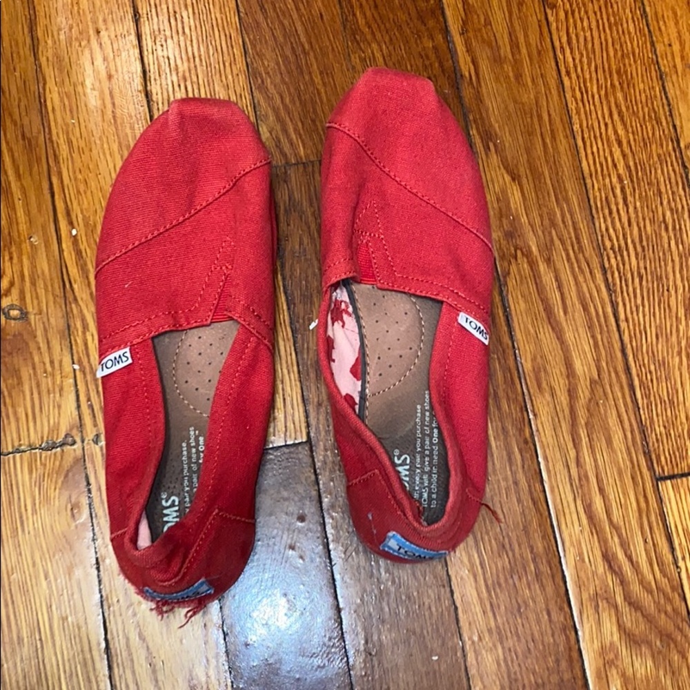 Red toms